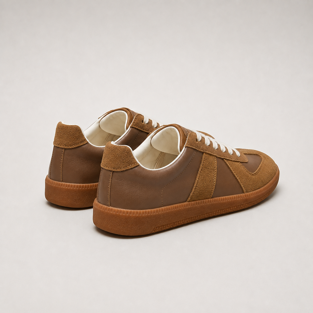 Men's Lightweight Casual Lace-Up Sneakers – Comfortable Everyday Walking Shoes