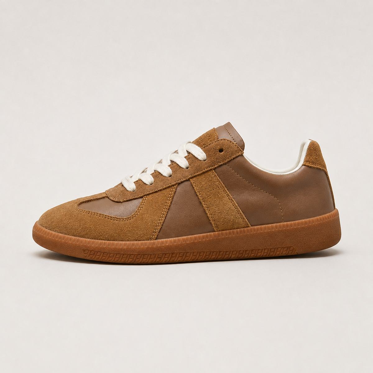 Men's Lightweight Casual Lace-Up Sneakers – Comfortable Everyday Walking Shoes