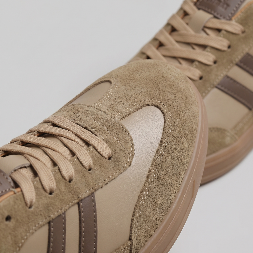 Men's Classic Retro Sneakers – Breathable Mesh Lace-Up Casual Shoes