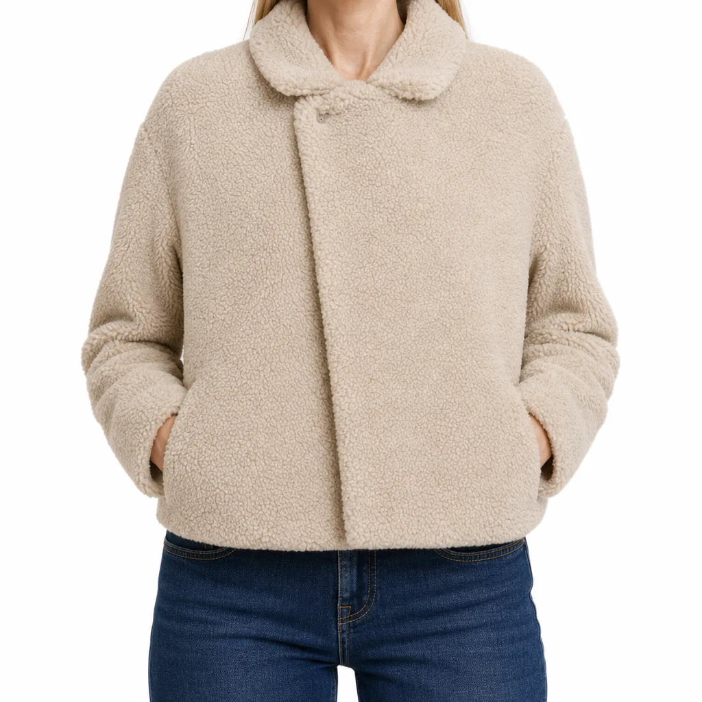 Women's Cropped Teddy Coat – Plush Wide Collar Winter Jacket