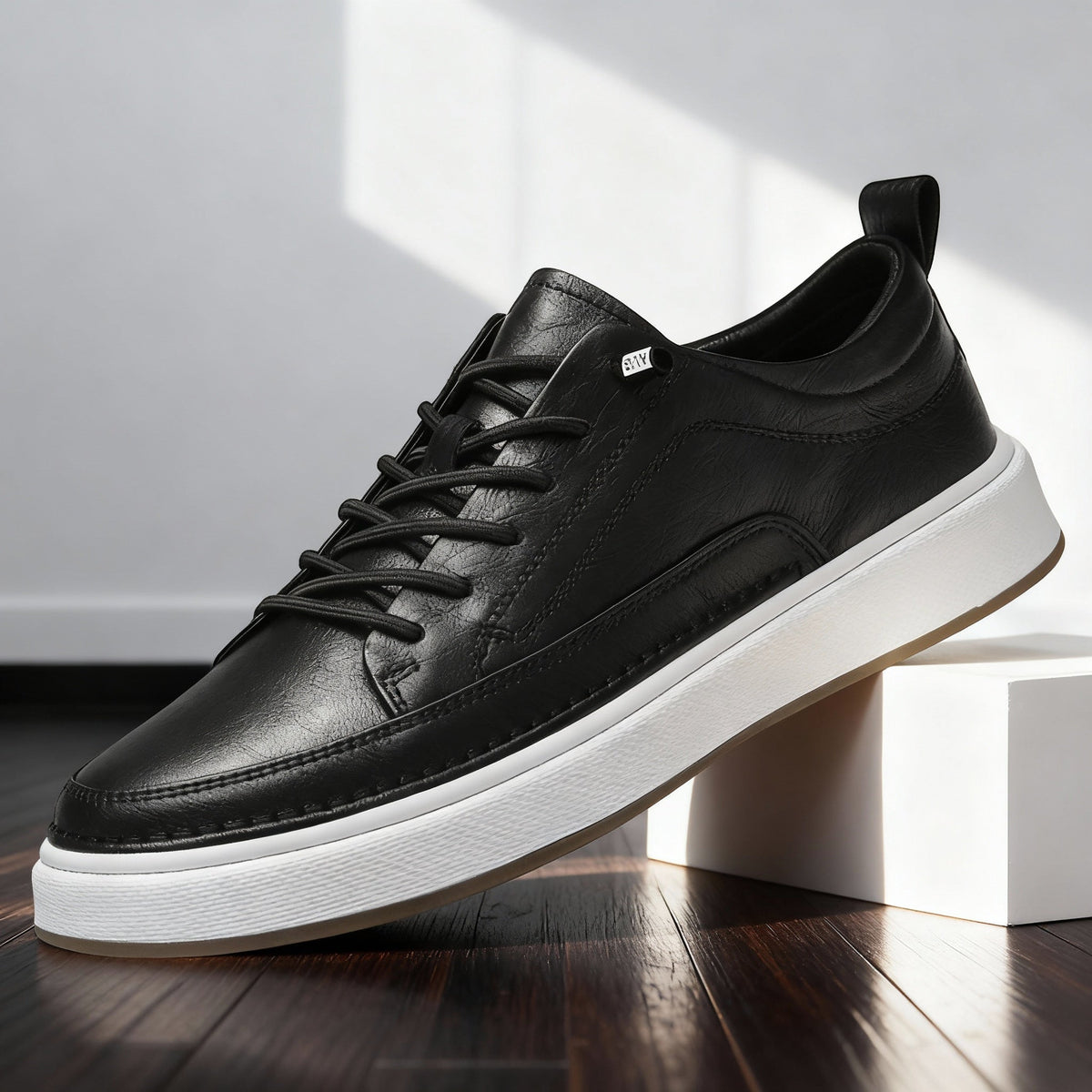 Men's Hand-Stitched Casual Sneakers – Padded Comfort Lace-Up Shoes