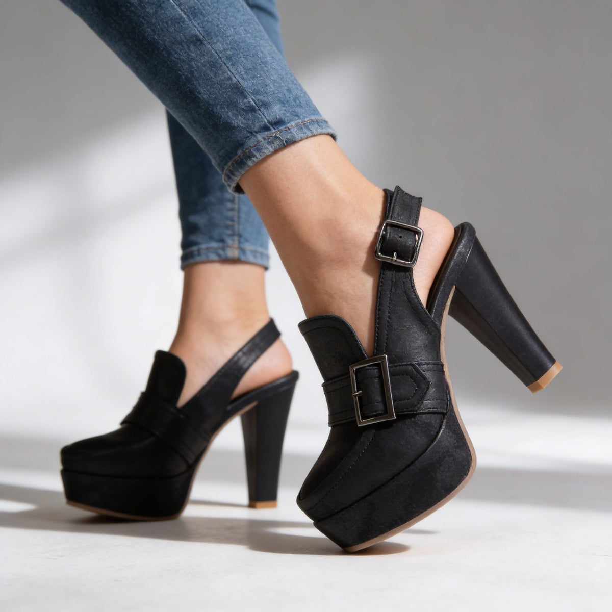 Women's Retro Platform Slingback Heels – Buckle Strap Block Heel Pumps