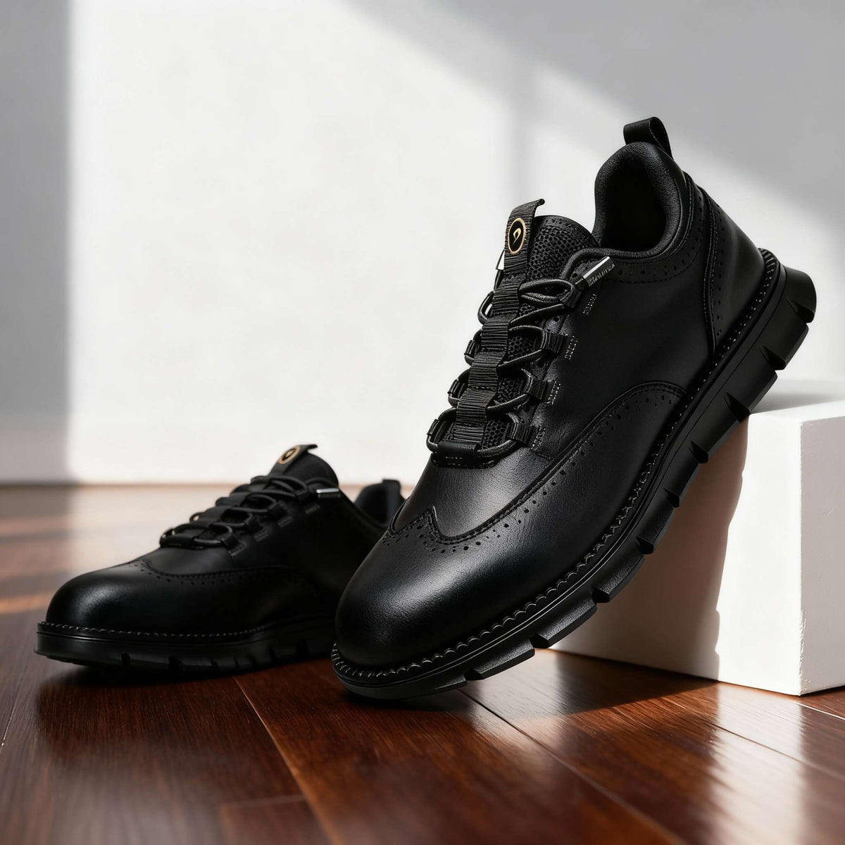 Men's Brogue Sneakers – Perforated Wingtip Casual Lace-Up Shoes