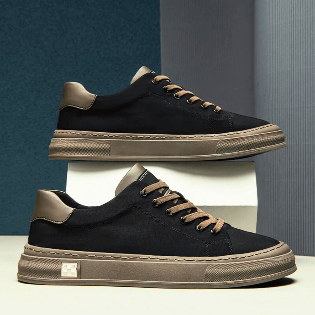 Men's Canvas Low-Top Sneakers – Cushioned Casual Lace-Up Shoes